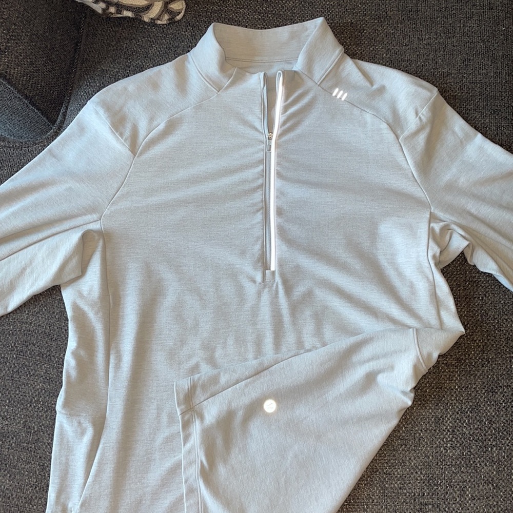 Mens Lululemon Half Zip Size Large